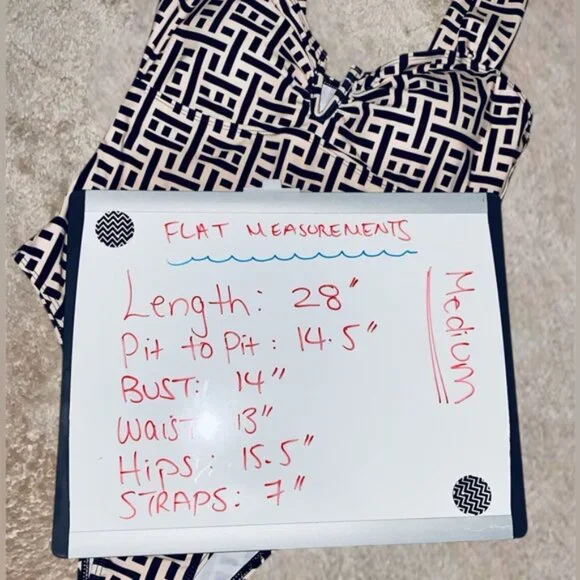 Geometric Patterned One-Piece Swimsuit - Picture 12 of 16